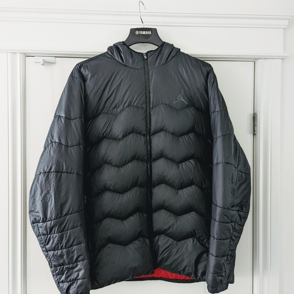 Jordan black puffer jacket 3XL - Picture 2 of 9